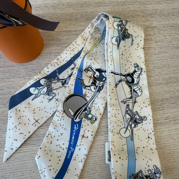 Hermes Multicolor Silk Twilly