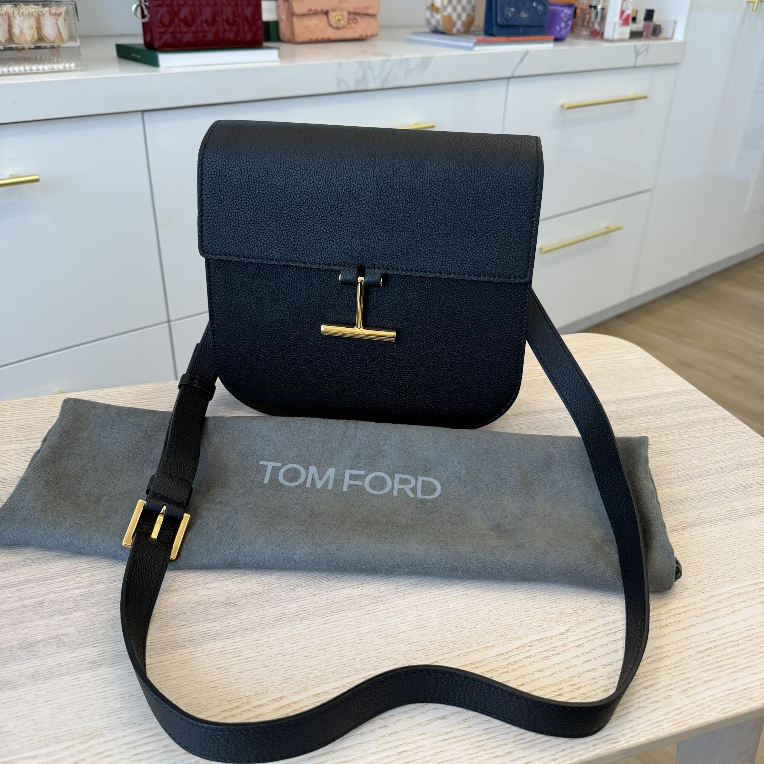 Tom Ford Tara Medium Crossbody in Grained Leather with Leather Strap Black