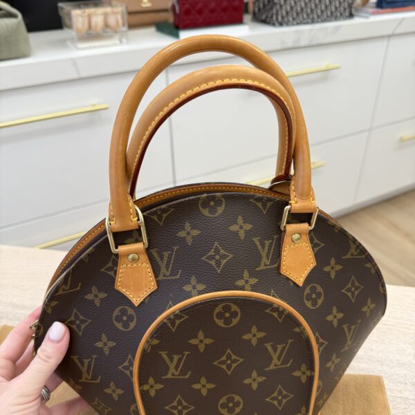 Louis Vuitton Monogram Ellipse PM