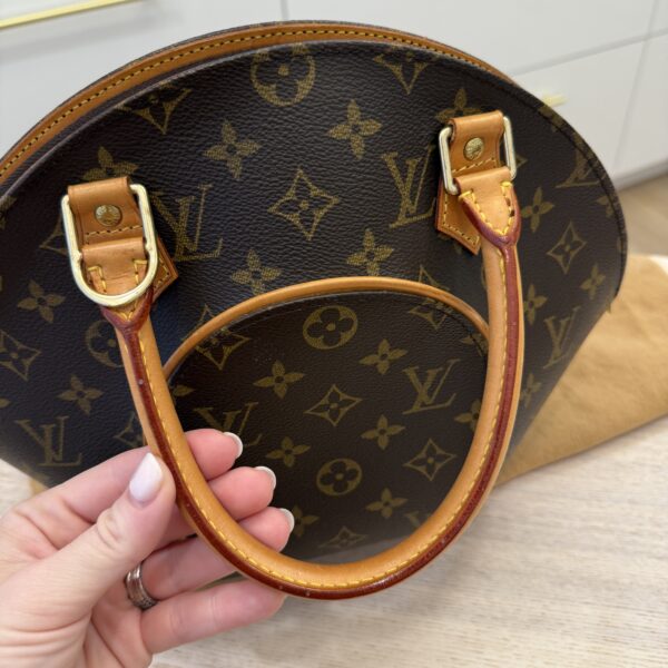 Louis Vuitton Monogram Ellipse PM