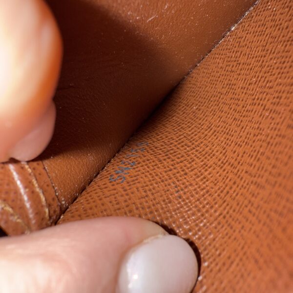 Louis Vuitton Monogram Zippy Coin Purse
