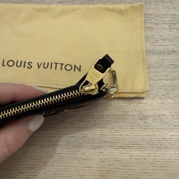 Louis Vuitton Empreinte Monogram Giant Key Pouch Black Beige