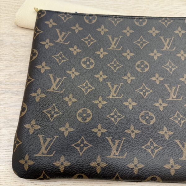 Louis Vuitton Monogram Etui Voyage MM Pouch