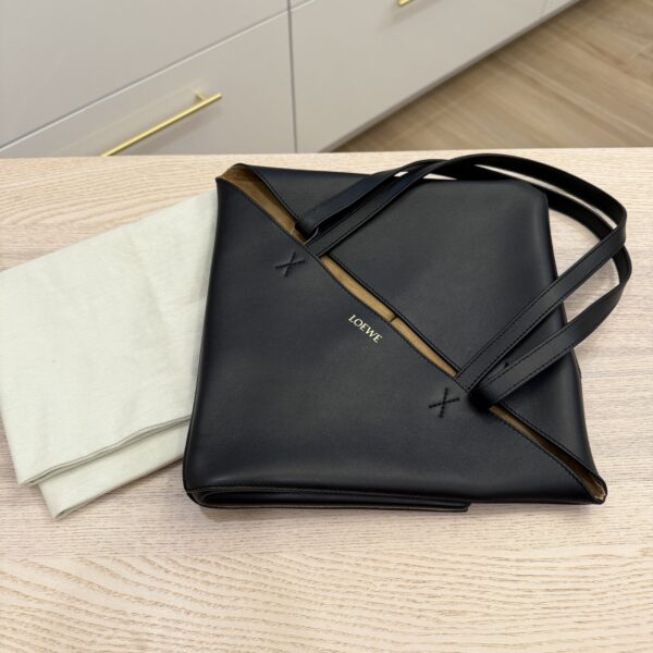 Loewe Medium Puzzle Fold Tote in Shiny Calfskin Black