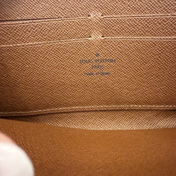 Louis Vuitton Monogram Zippy Wallet