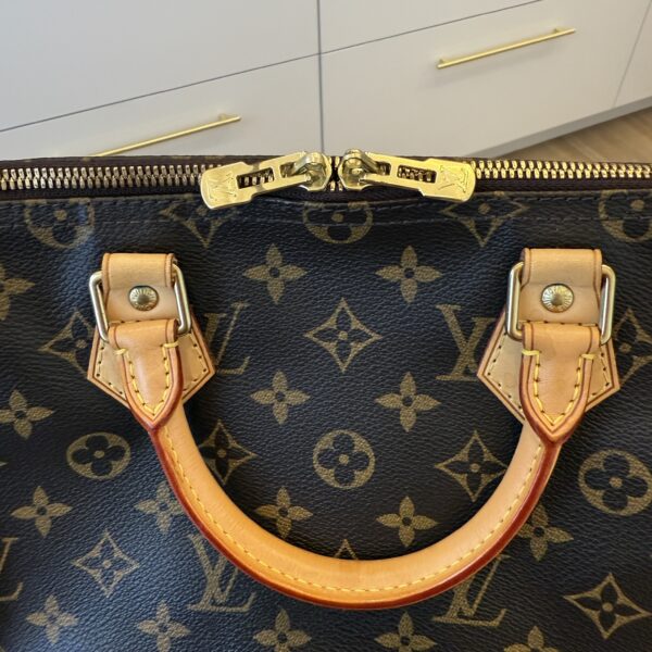 Louis Vuitton Monogram Speedy 35 Bandouliere