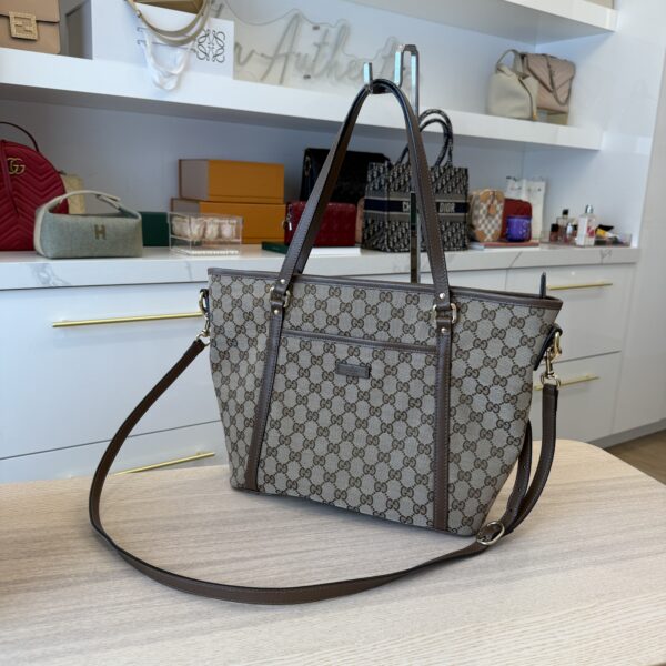 Gucci GG Supreme Monogram Medium Joy Tote Brown