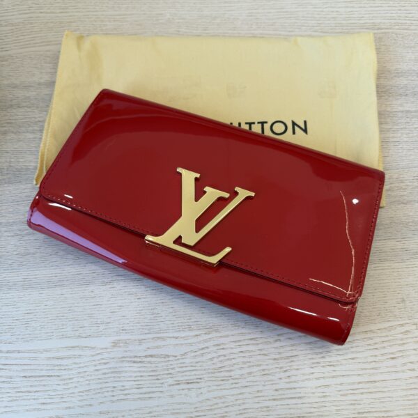 Louis Vuitton Louise Clutch Patent Long Red