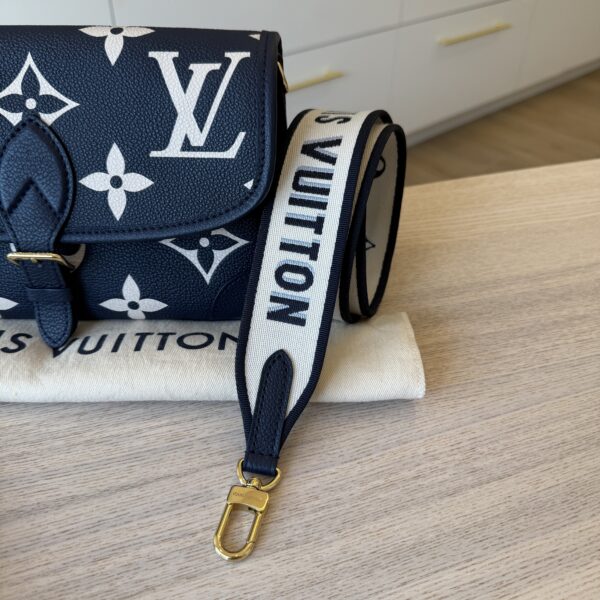 Louis Vuitton Empreinte Giant Monogram Diane Navy Creme