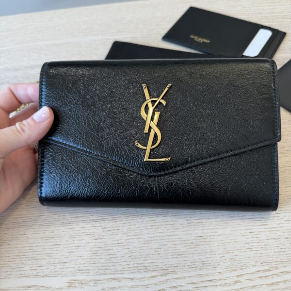 Saint Laurent Grain De Poudre Uptown Chain Wallet Dark Black & Gold Hardware