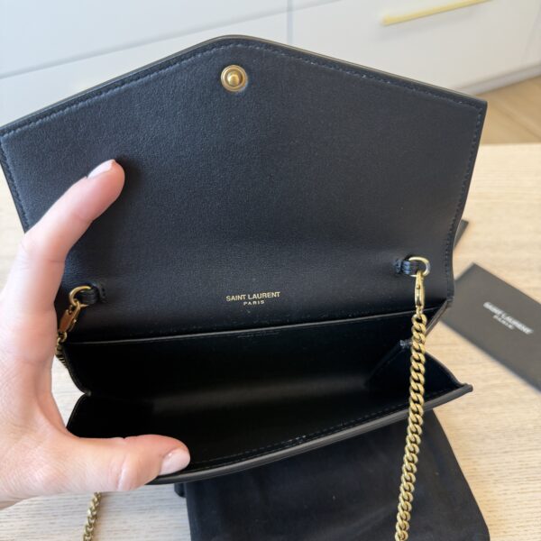 Saint Laurent Grain De Poudre Uptown Chain Wallet Dark Black & Gold Hardware