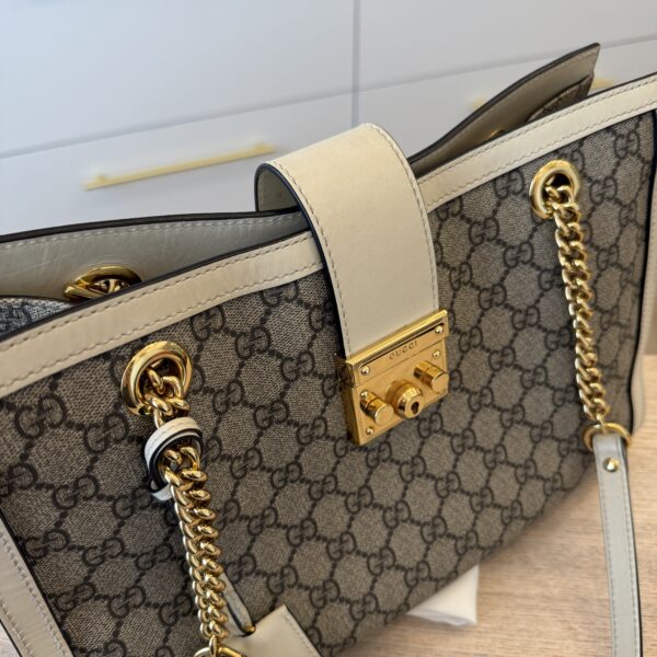 Gucci GG Supreme Monogram Medium Padlock Tote White