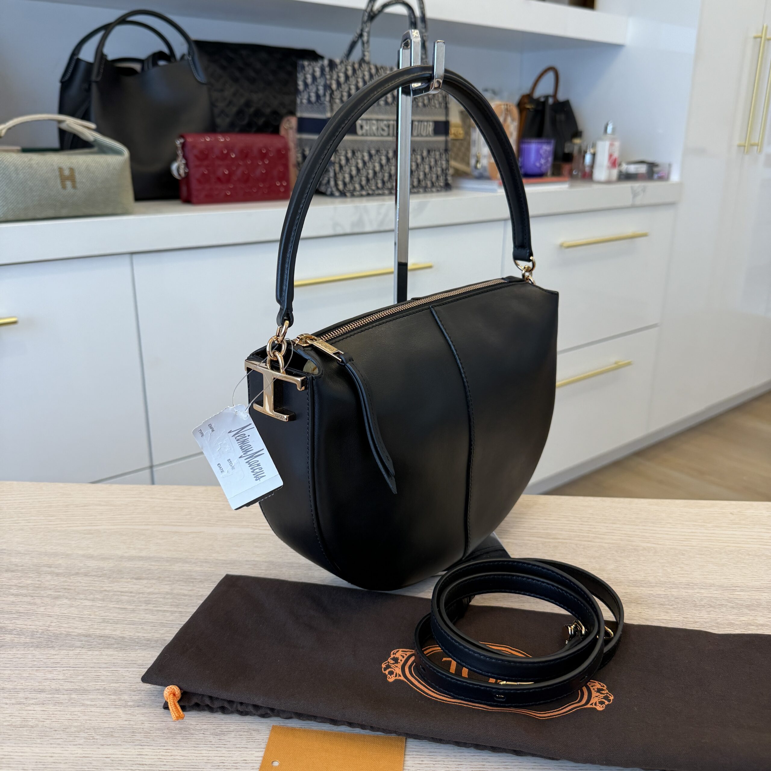 TOD'S Small Tst Hobo Zip Leather Bag Black Gold Hardware