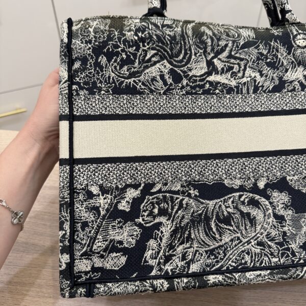Christian Dior Canvas Embroidered Small Dioriviera Toile De Jouy Book Tote Blue