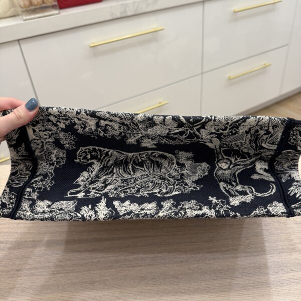 Christian Dior Canvas Embroidered Small Dioriviera Toile De Jouy Book Tote Blue