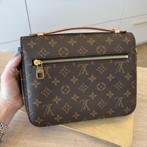 Louis Vuitton Monogram Pochette Metis