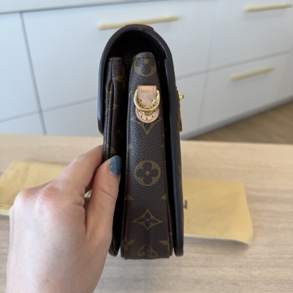 Louis Vuitton Monogram Pochette Metis