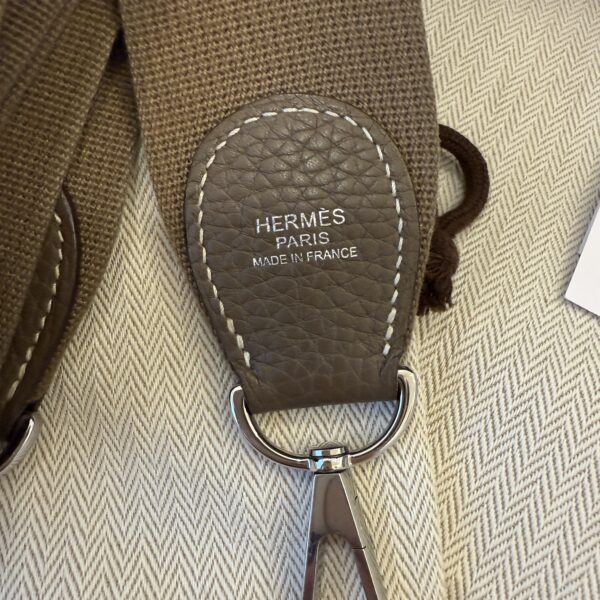 Hermes Taurillon Clemence Evelyne III PM Etoupe