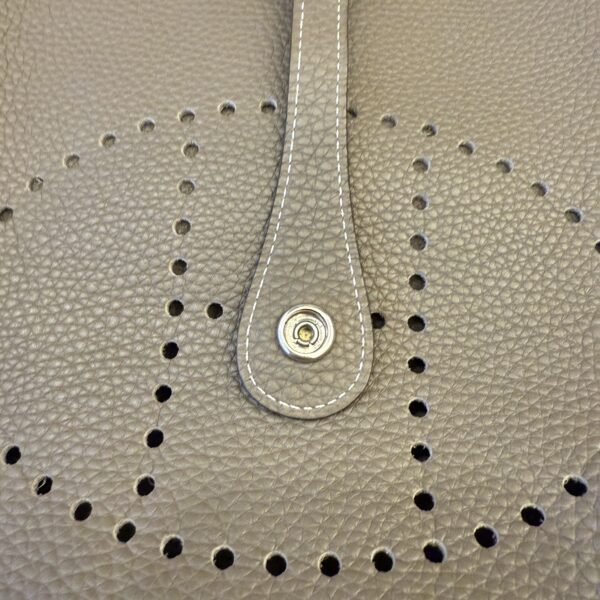 Hermes Taurillon Clemence Evelyne III PM Etoupe