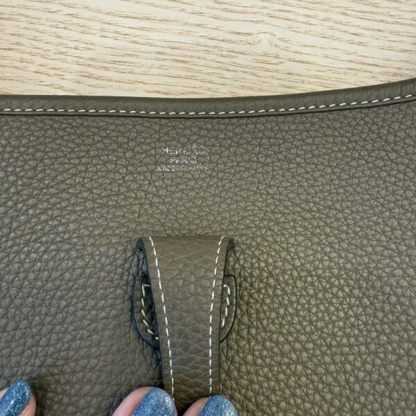 Hermes Taurillon Clemence Evelyne III PM Etoupe