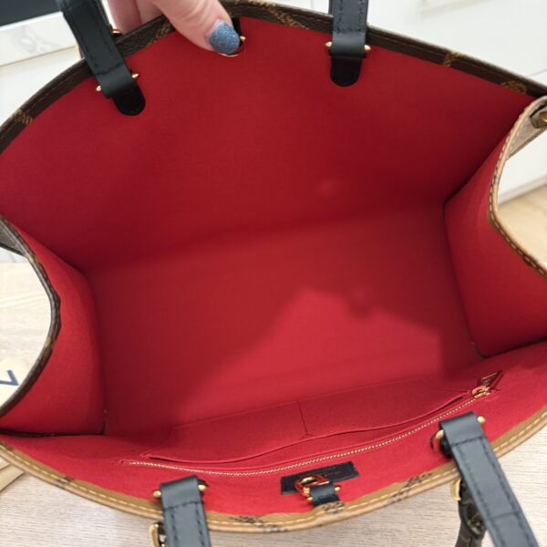 Louis Vuitton Reverse Monogram Giant Onthego MM