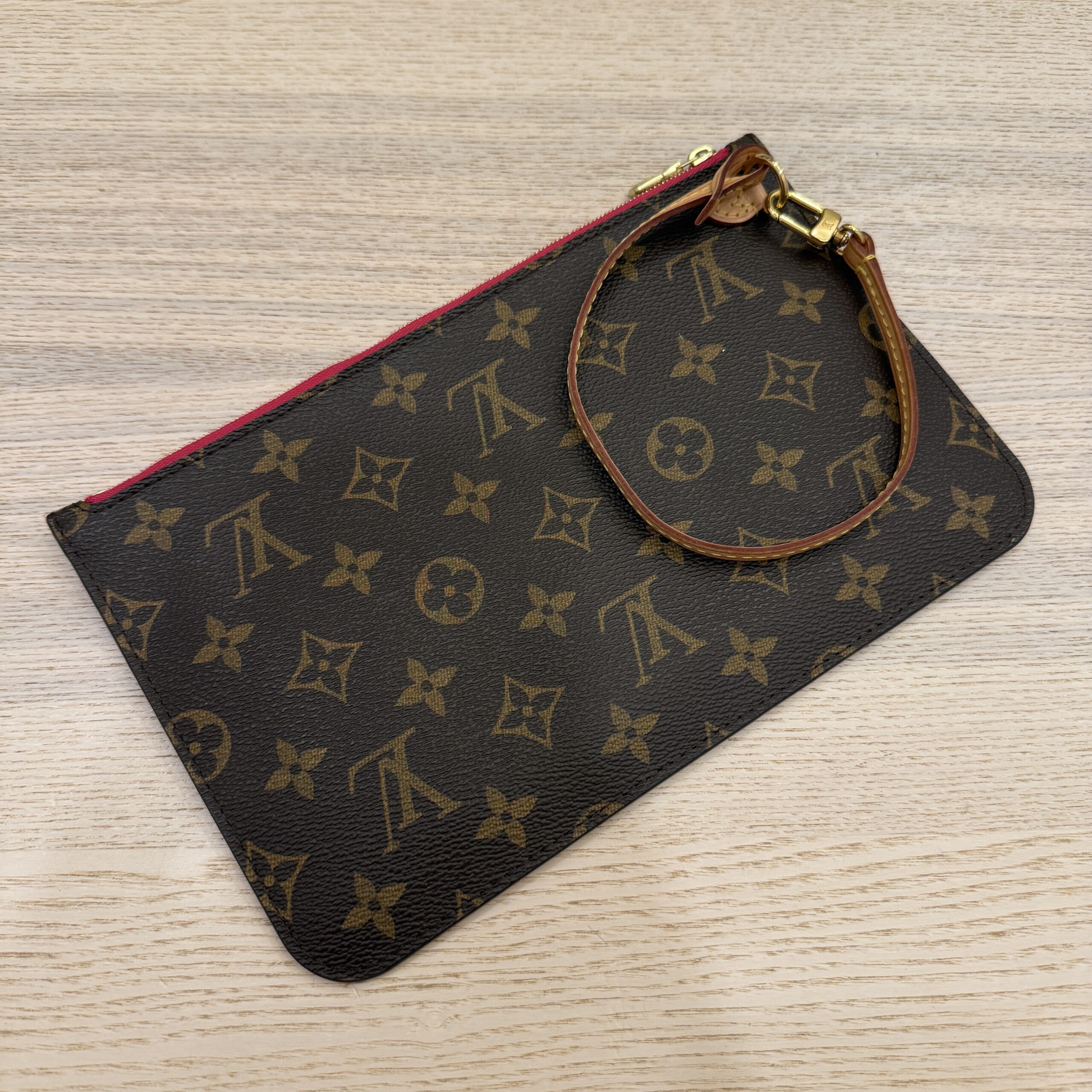 Louis Vuitton Monogram Pink Neverfull PM Pochette