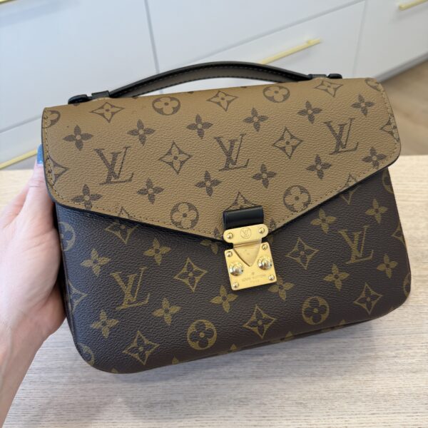 Louis Vuitton Monogram Reverse Pochette Metis