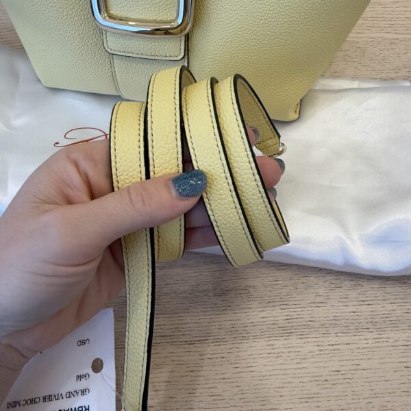 Roger Vivier Viv' Choc Mini Shopping Bag in leather