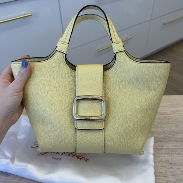 Roger Vivier Viv' Choc Mini Shopping Bag in leather