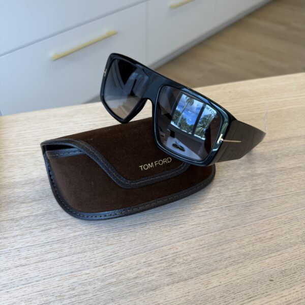 I forgot I have their dentist today if you can please send Cayden to carpool I’ll be there right at 3:45! Thank you!