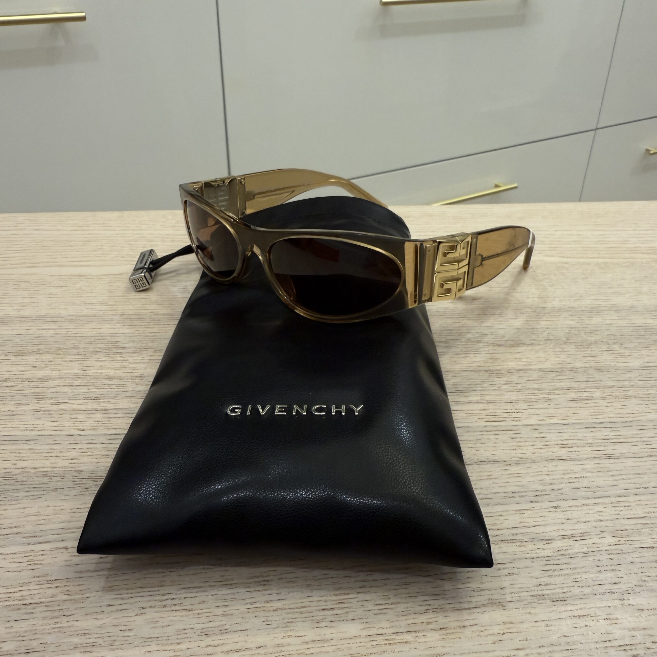 Givenchy Shiny Light brown 4G Cat Eye Sunglasses