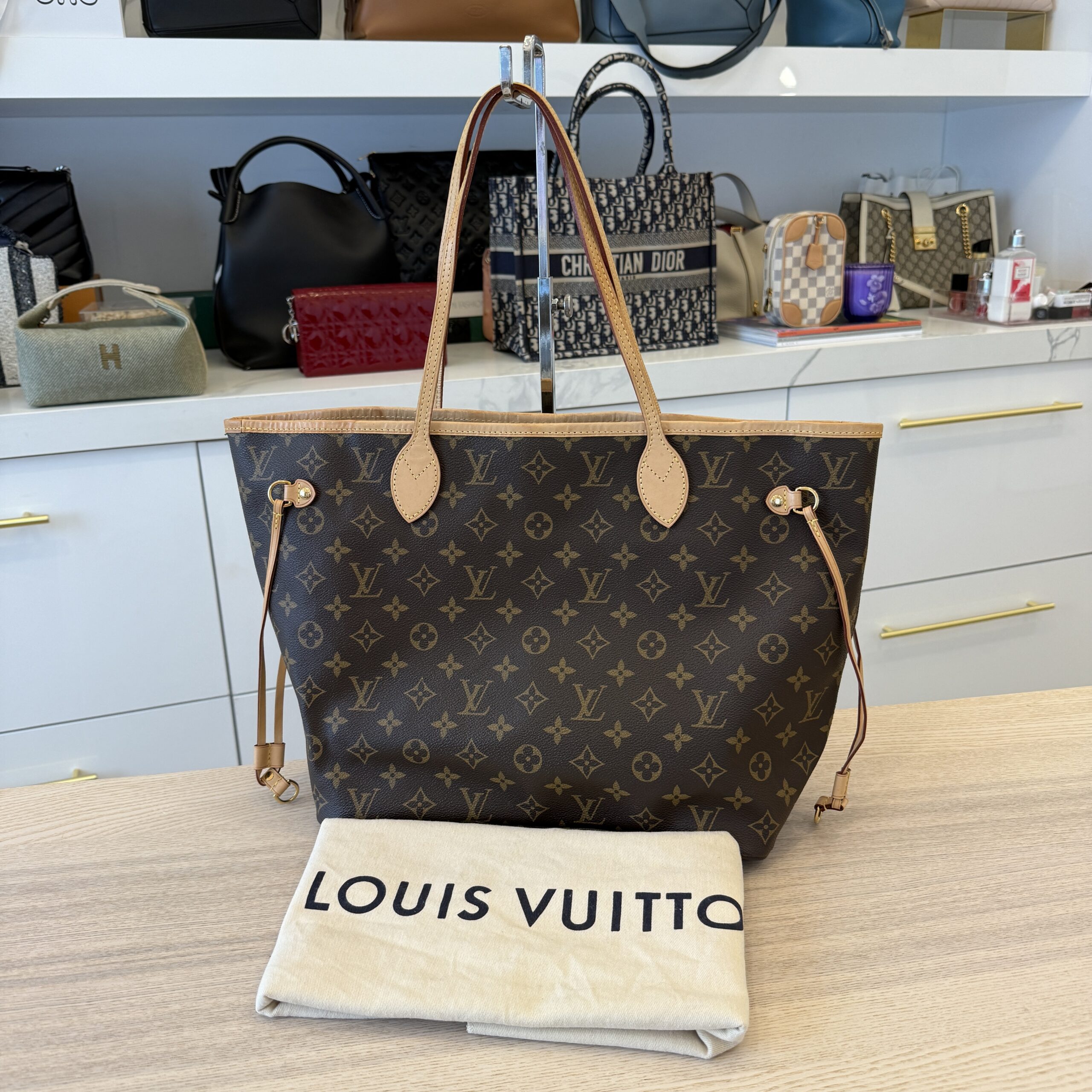 Louis Vuitton Monogram Neverfull MM Pink