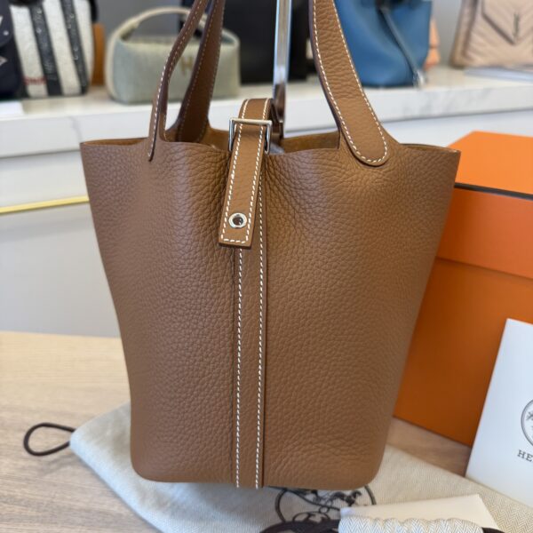 Hermes Taurillon Clemence Picotin Lock 18 PM Gold Silver Hardware