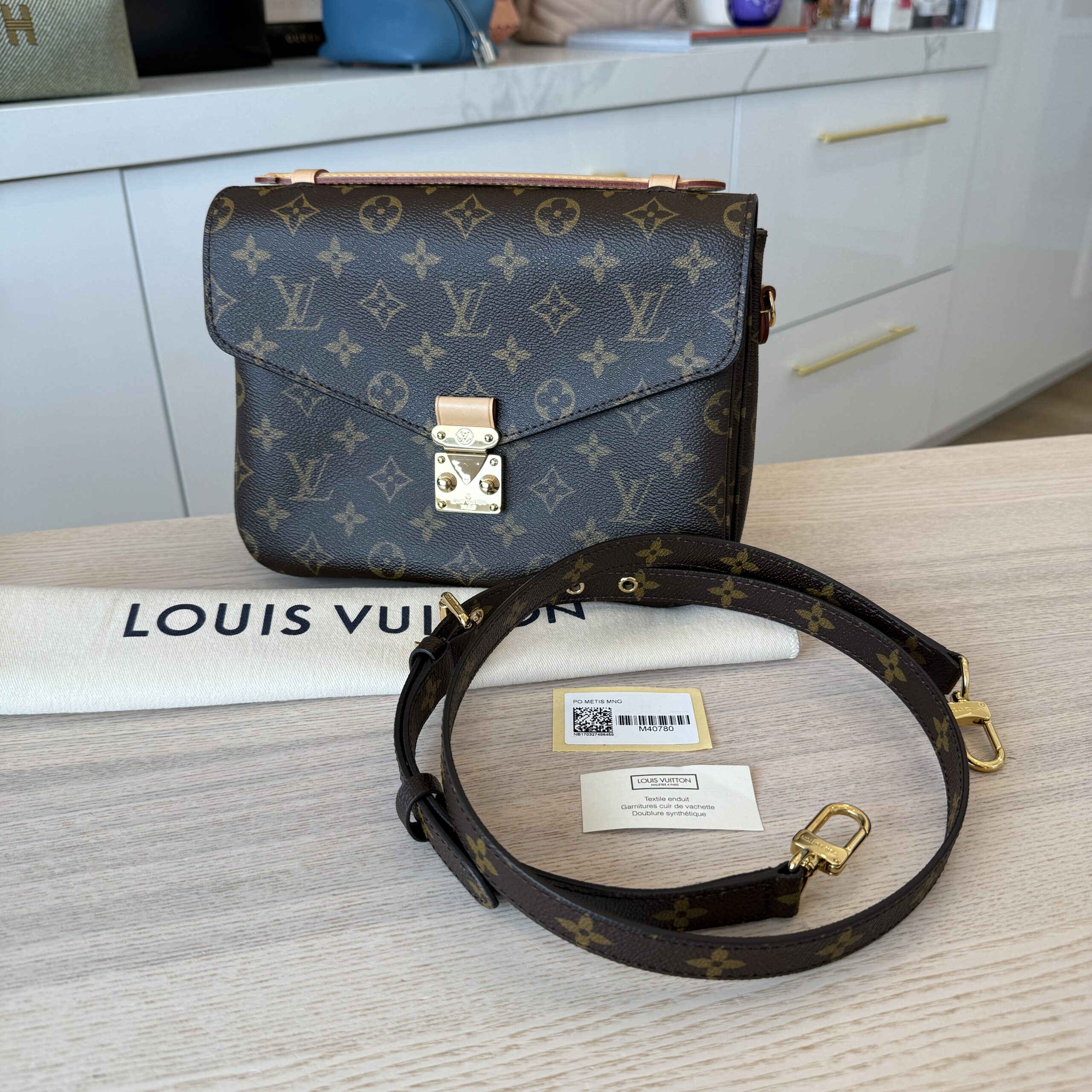 Louis Vuitton Monogram Pochette Metis