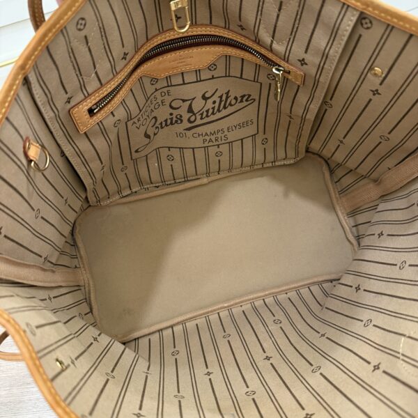 Louis Vuitton Monogram Neverfull MM Beige