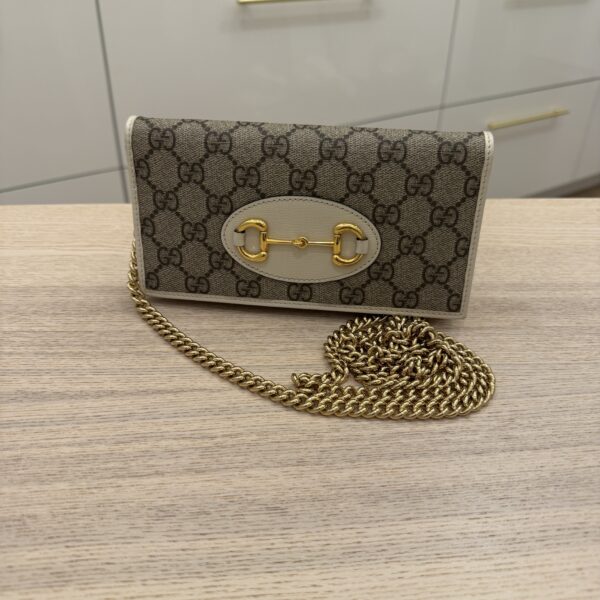 Gucci Horsebit 1955 Wallet with Chain GG Supreme with White