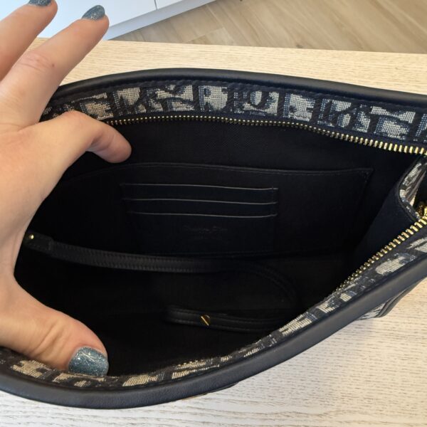 Christian Dior 30 Montaigne Pouch Navy