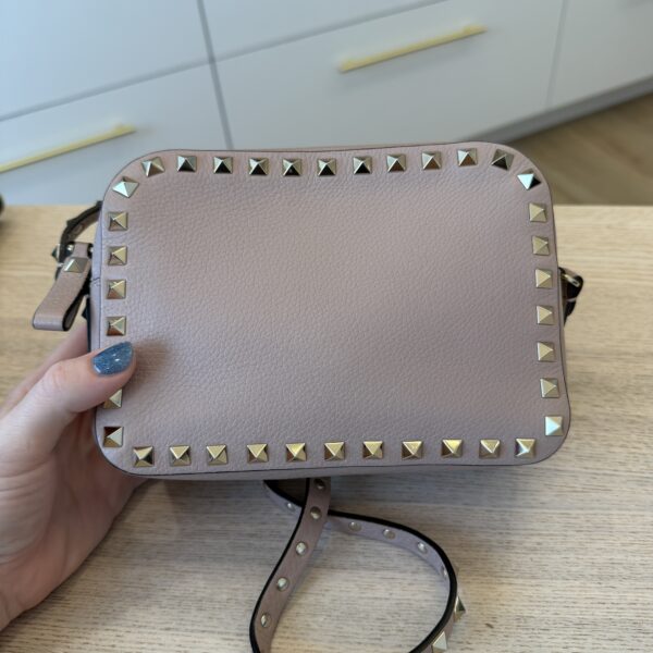 VALENTINO GARAVANI Pebbled Calfskin Rockstud Camera Crossbody Bag