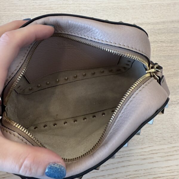 VALENTINO GARAVANI Pebbled Calfskin Rockstud Camera Crossbody Bag