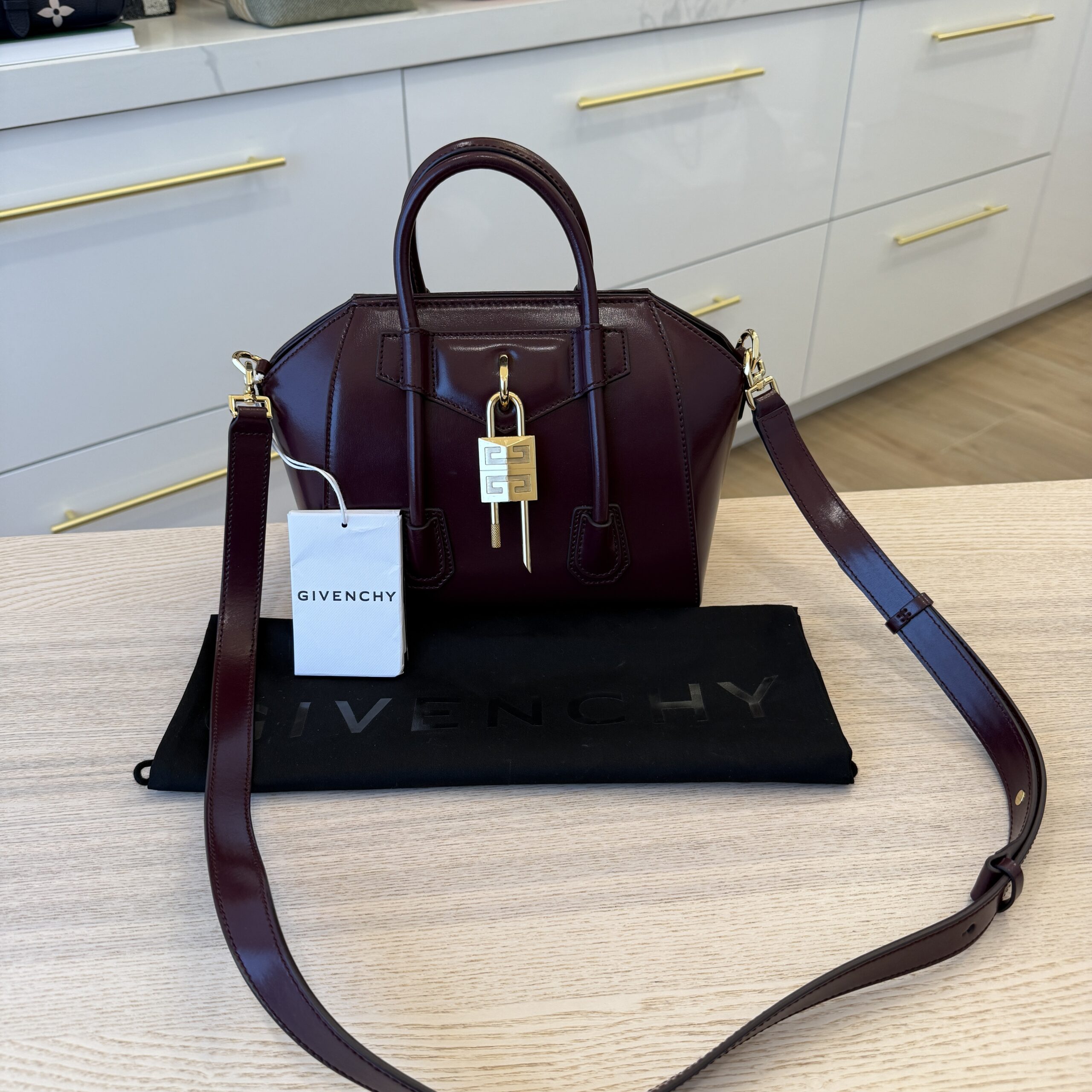 Givenchy Box Calfskin Mini Lock Antigona Oxblood Red