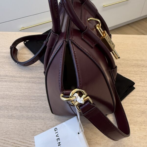 Givenchy Box Calfskin Mini Lock Antigona Oxblood Red