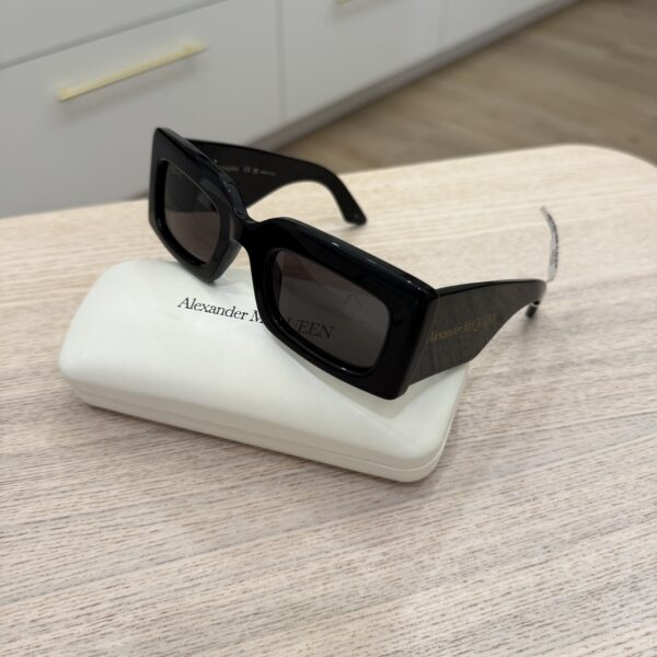 Alexander McQueen Sunglasses Black
