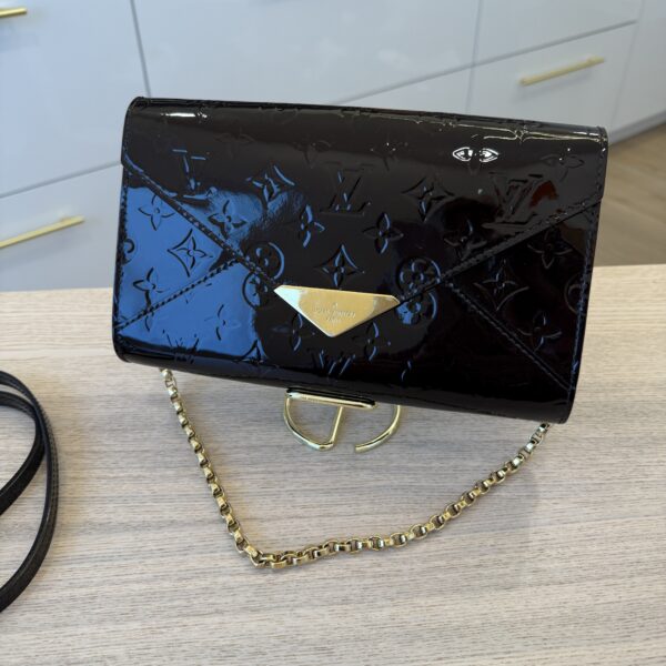 Louis Vuitton Vernis Mira MV Chain Wallet Amarante