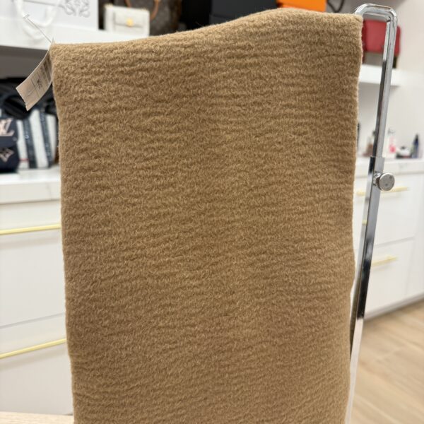 The Row Glove Large Clutch Bag Camel Cashmere