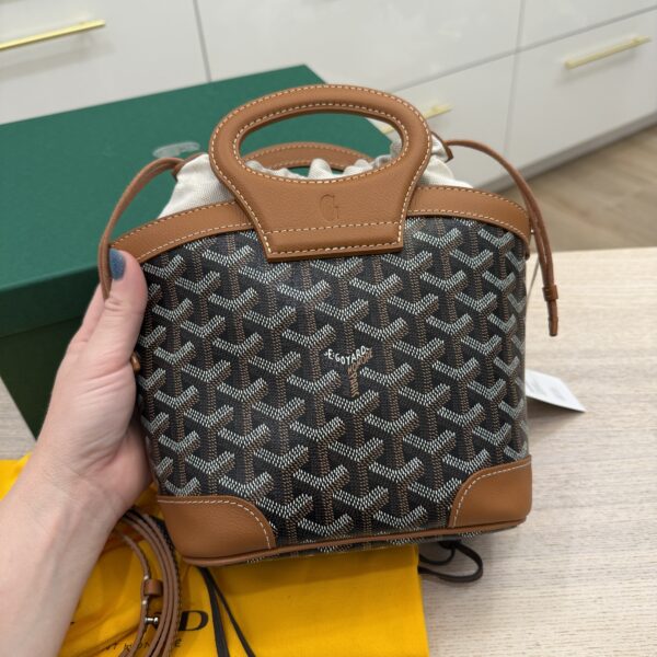 Goyard Beluga Mini Bag Black and Tan
