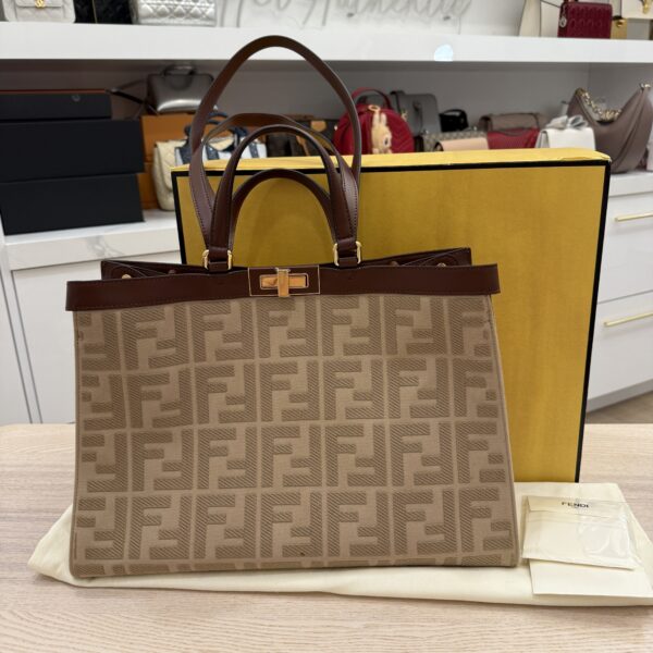 Fendi Wool Vitello King Seta FF 1974 Medium Peekaboo X-Tote Beige Cammello Sand