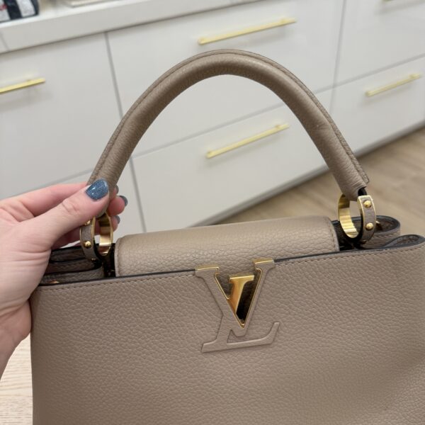 Louis Vuitton Taurillon Capucines MM