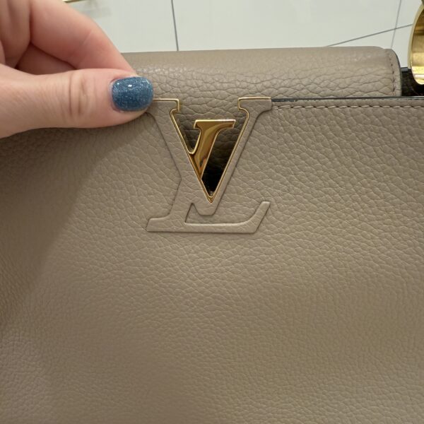 Louis Vuitton Taurillon Capucines MM