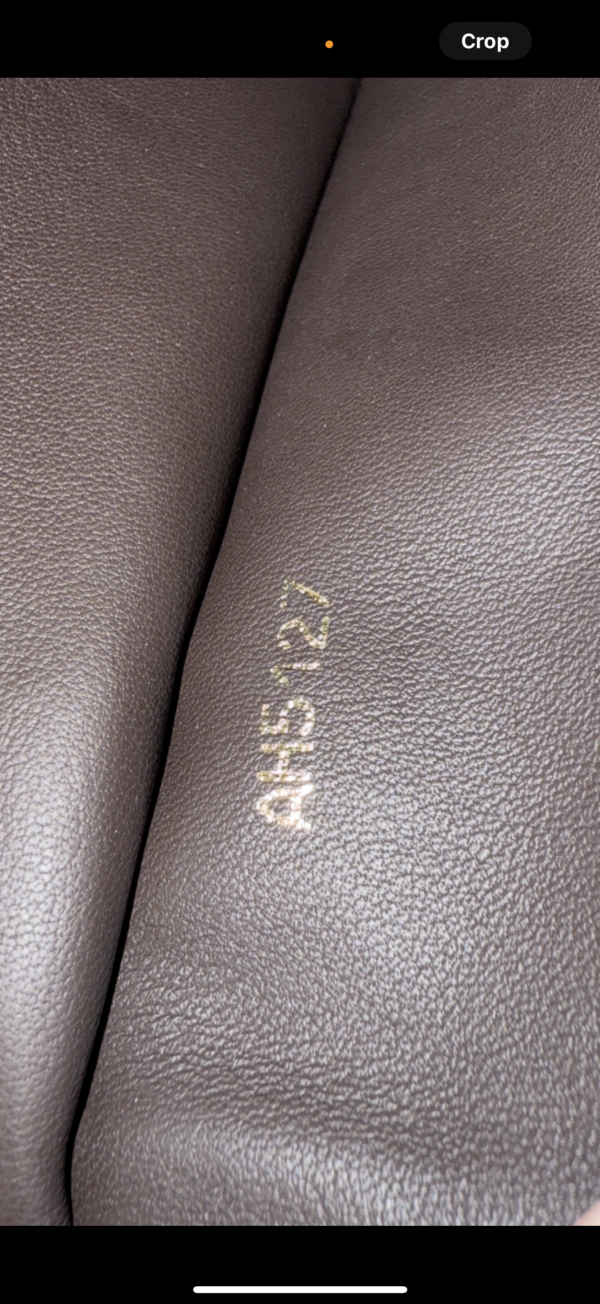 Louis Vuitton Taurillon Capucines MM