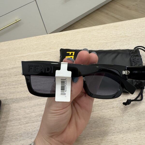 Fendi Signature Sunglasses Black